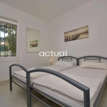 Casa Xiprers, 7 